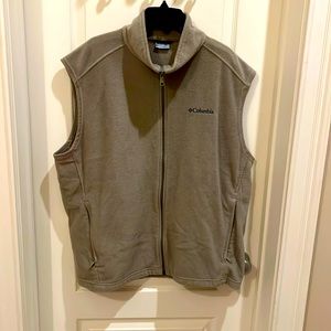 Columbia Tan Full Zip Vest
